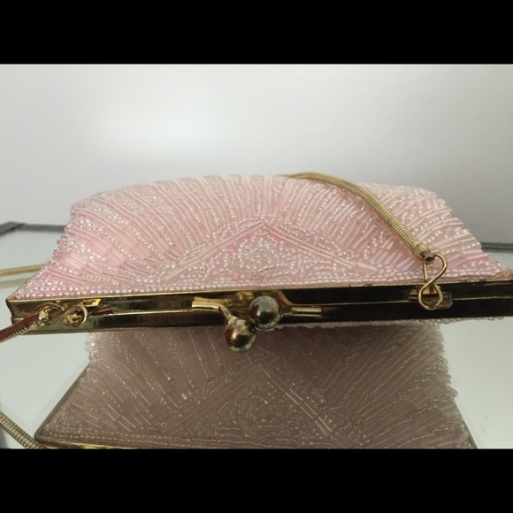 RARE FIND Vintage scalloped edge mini bag - Picture 5 of 5